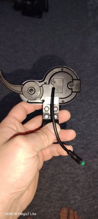 Vând sau schimb  display