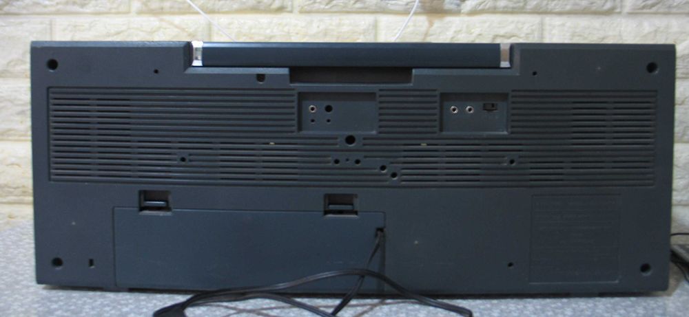 Продается магнитола  Sanyo-m-w2k "Слезы Кабула"