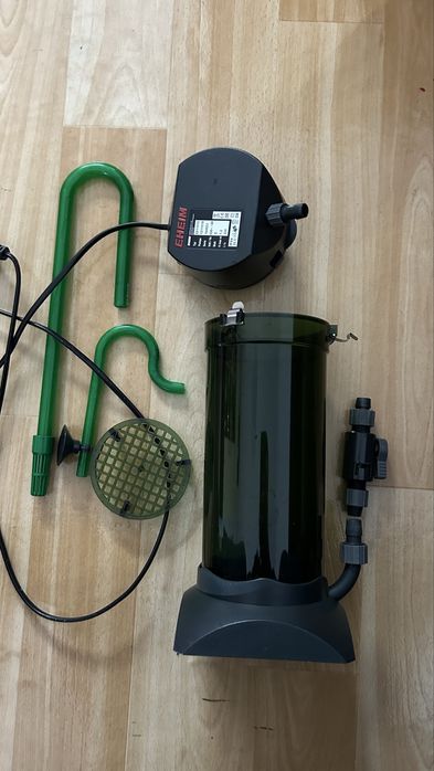 Filtru acvariu Eheim Classic 100/150 , debit 300l/min, consum 5 w