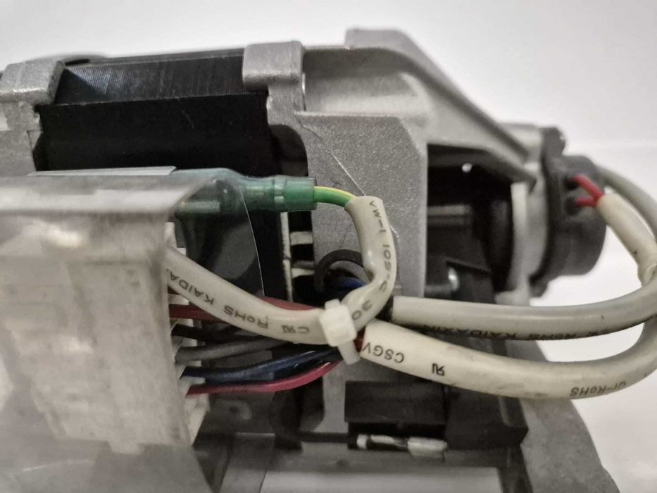 Motor 7 pini masina de spalat Beko Arctic HXGM1L.69 ax lung /R20