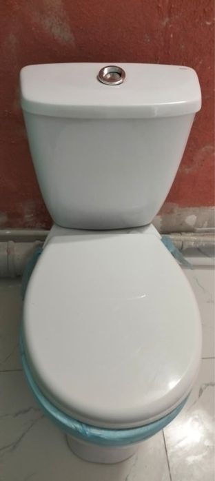 Продам ванну, раковину, унитаз