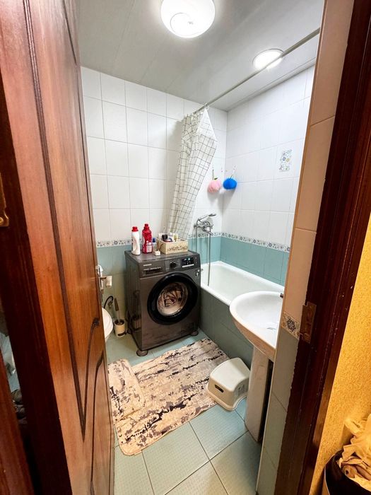 Срочно продаётся квартира в р-не Мирабад, Саракулька,ор-р парк Фуркат