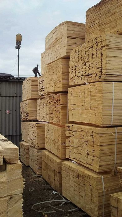 Vand cherestea si lemn de foc