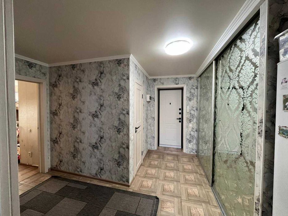Продажа 2-комнатной квартиры, Тобыл, 3