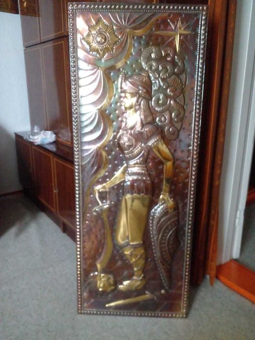 картина чеканной работы