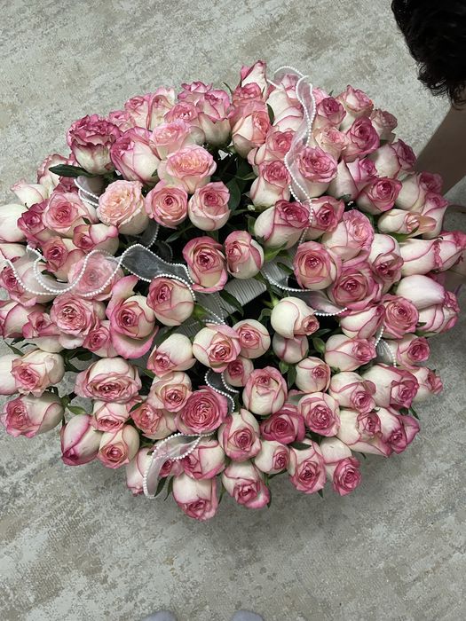 продаю 101роз в корзине