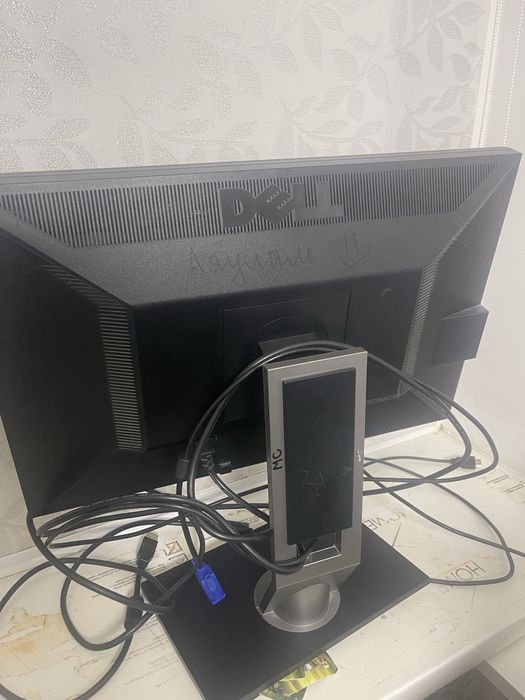 Мониторы Dell - 2 шт.