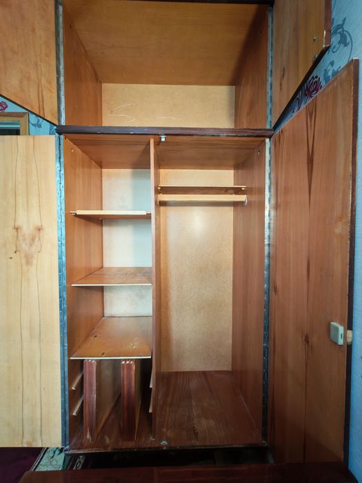 Продам шифоньер в хорошем состоянии