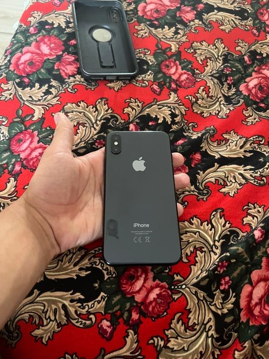 IPhone XS продам
