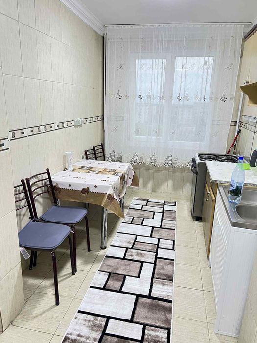 Inchiriez apartament cu 2 camere
