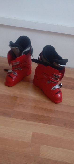 горнолыжные ботинки