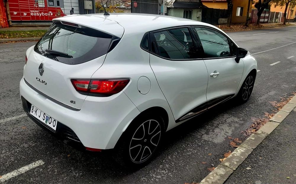 Renault Clio 1.5dci” BASS REFLEX” An Fabrcatie 2013