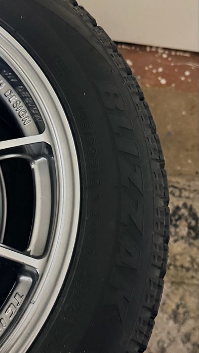 Резина Bridgestone с дисками 16