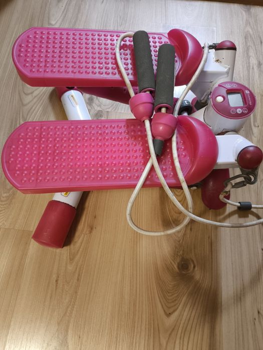 Vând Stepper Domyos