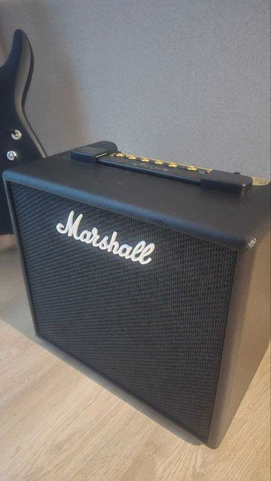 Schecter C-6 Deluxe SBK Satin + Комбоусилитель Marshall CODE25-E