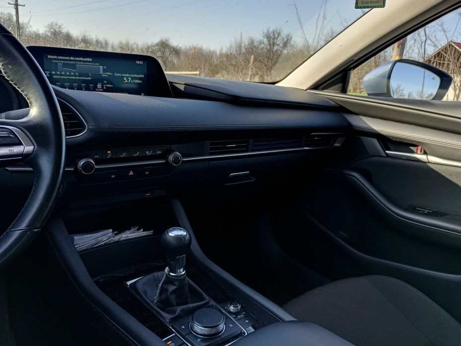 Mazda 3 Skyactiv-X Sedan 2021
