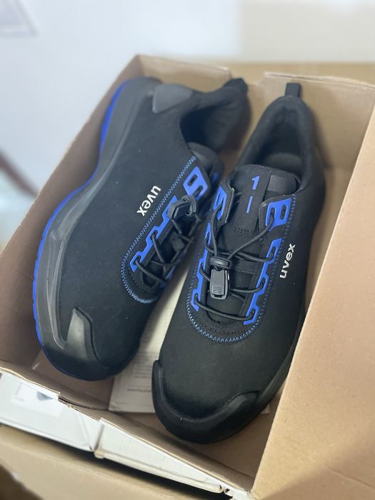 Papuci bocanci munca uvex