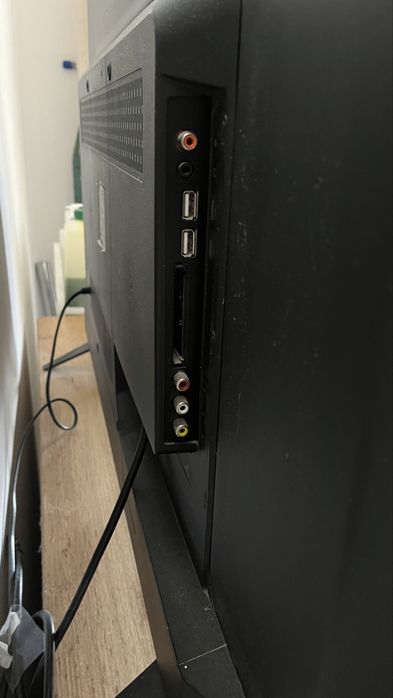Продам телевизор Philips