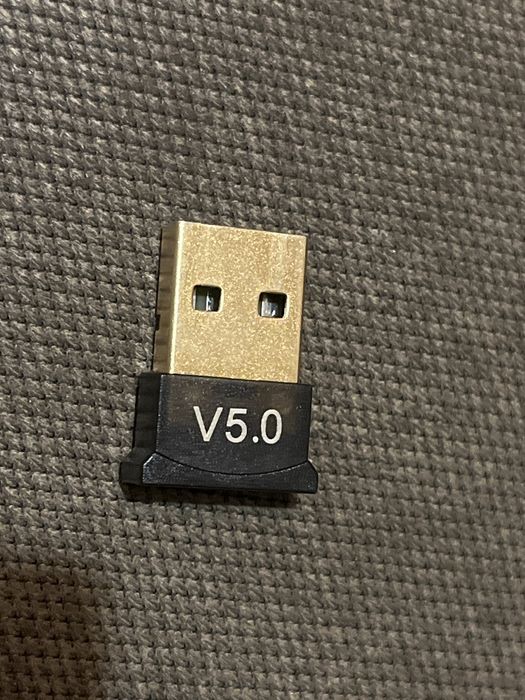 Bluetooth-адаптер (USB-ключ) версии 5.0