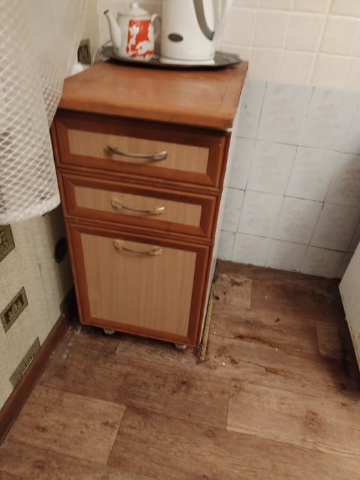 Отдам даром кухонный гарнитур