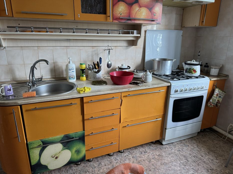Продам кухонный гаринитур