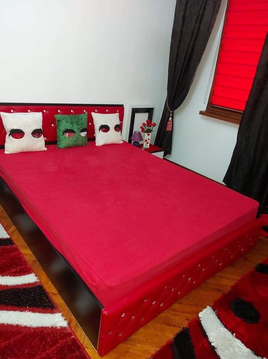 Продавам спалния почти нова