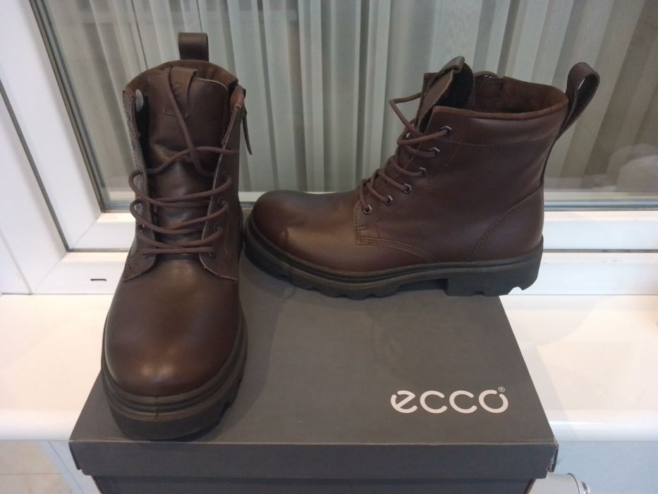 ECCO(Дания) зимние ботинки,41 и 43 р-ры,новые