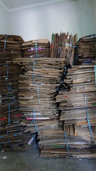 Куплю картон (макулатуру) от 300 кг разобранные увязанные