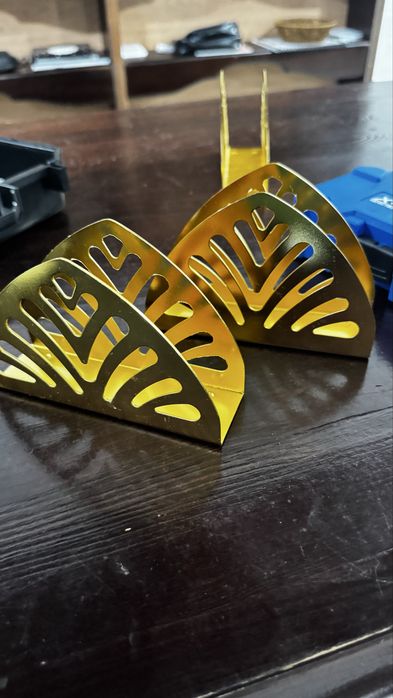 Сервировочный набор для стола и посуды