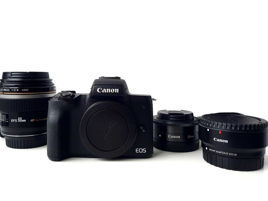 CANON M50 Mirrorless+Obiective+Trepied+Accesorii