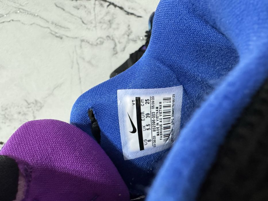 Женские кроссовки найк