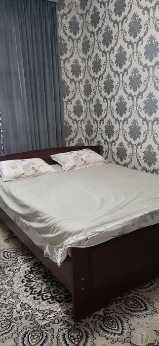 Спальная кровать
