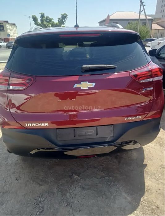 Tracker 2 premier plus 2023 dekabr 11.500km