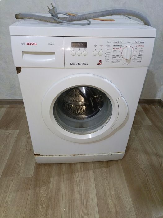 Стиралка Bosch работает