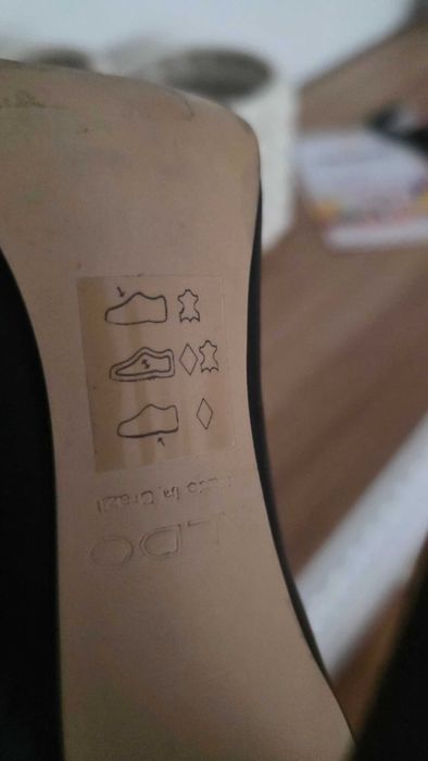 Обувки на ток - 36ти номер на фирмата ALDO