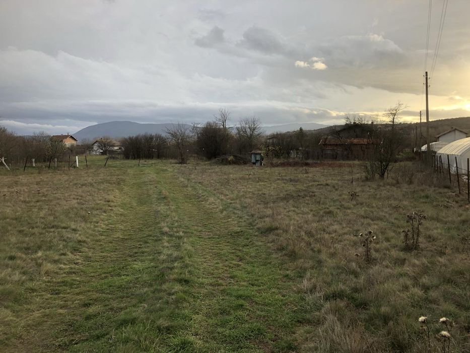 Продава се Парцел в с. Прибой, Област Перник - 1761 кв.м за 28 €/кв.м - Снимка #1