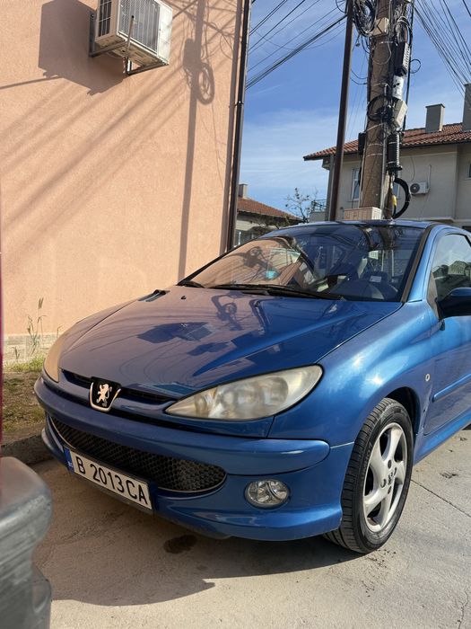 автомобил Peugeot 206 1.4i