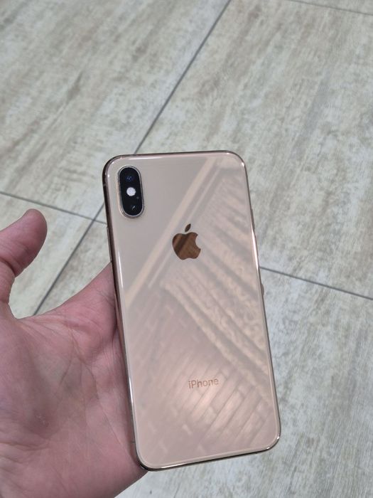 iPhone Xs sotiladi