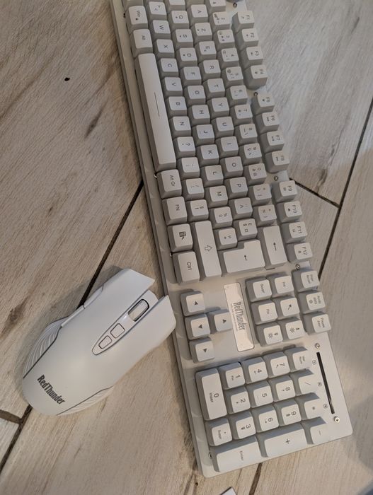 Okazie ‼️ Kit Wireless tastatura White RGB ‼️