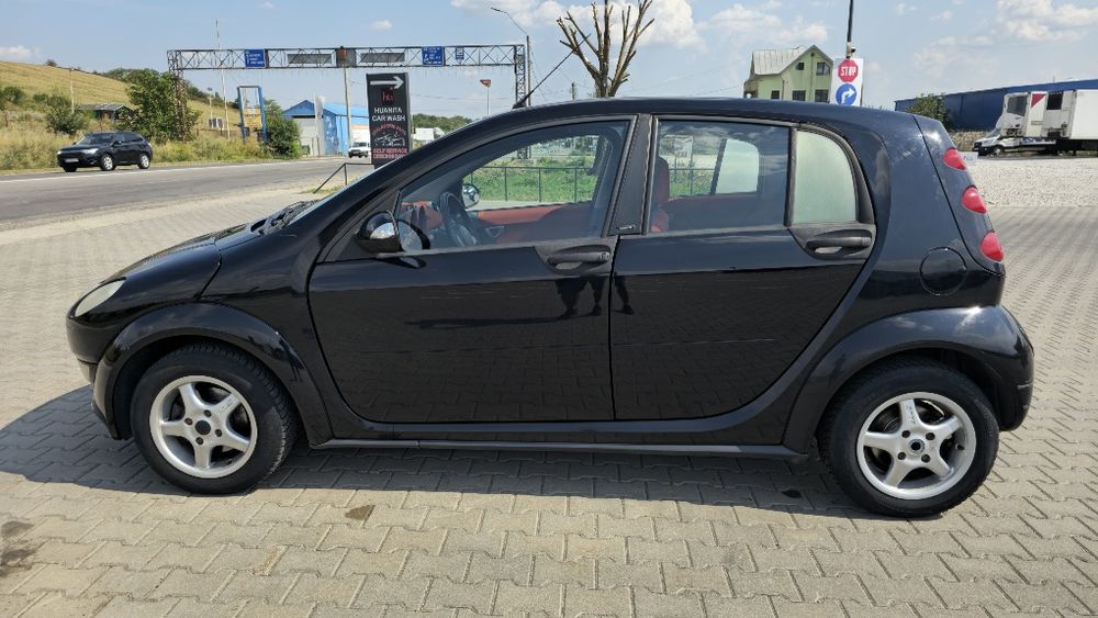 Vand Smart ForFour 2004 1.3  Benzina Automat