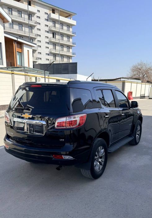 Треблейзр сотилади тозза