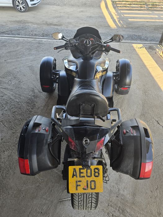 Can am Spyder 1000r