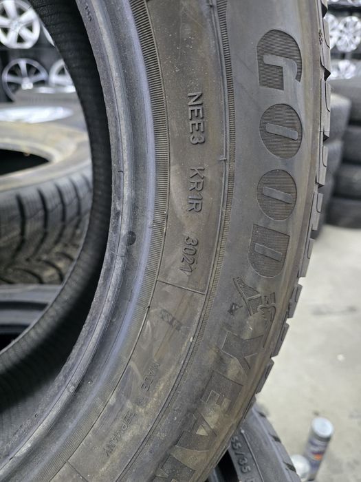 1 Брой Гума 215/65/17 Goodyear 6,5mm