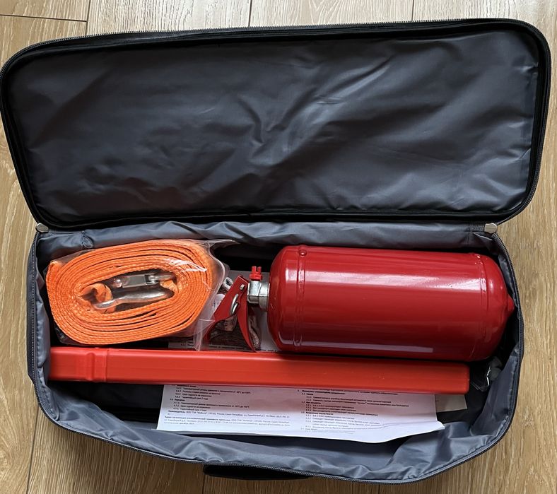 Сумка/набор автомобилиста