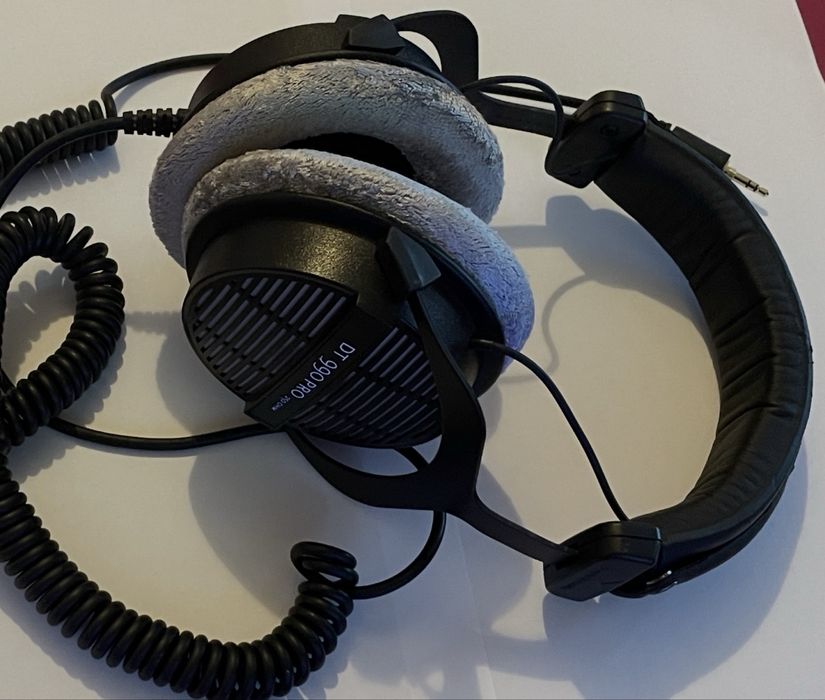Căști Beyerdynamic DT-990 Pro 250 Ohm, în stare foarte bună
