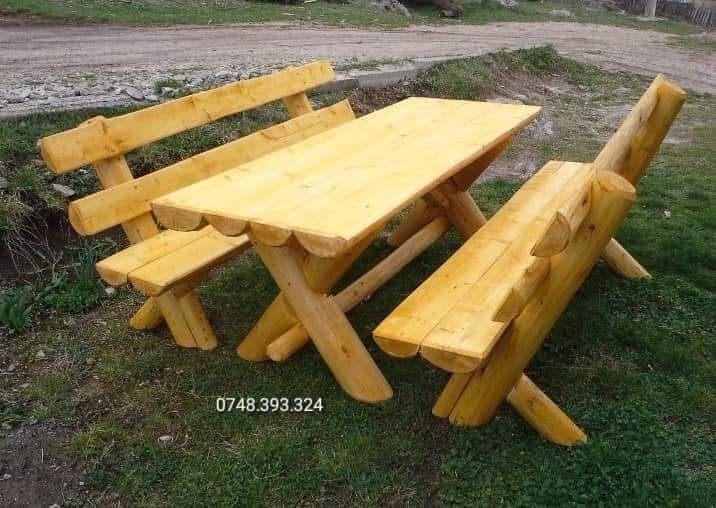 Masa cu bănci  din lemn  masiv