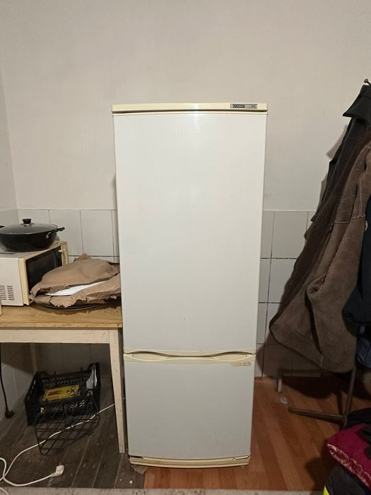 Холодильник сатылады.