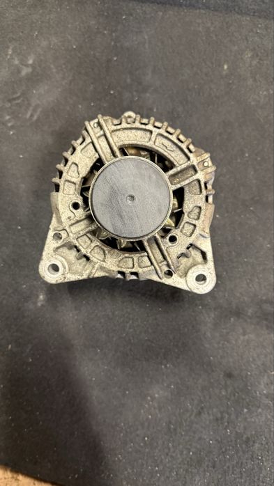 Алтернатор, Динамо / Renaul Scenic  / 1.5DCi/ 106 к.с./ Bosch / Рено