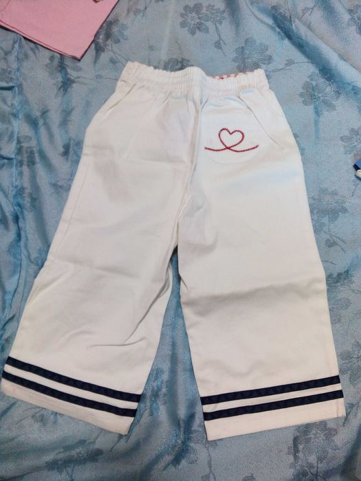 Новые белые капри для девочки на 3-5 лет(привезли из США)