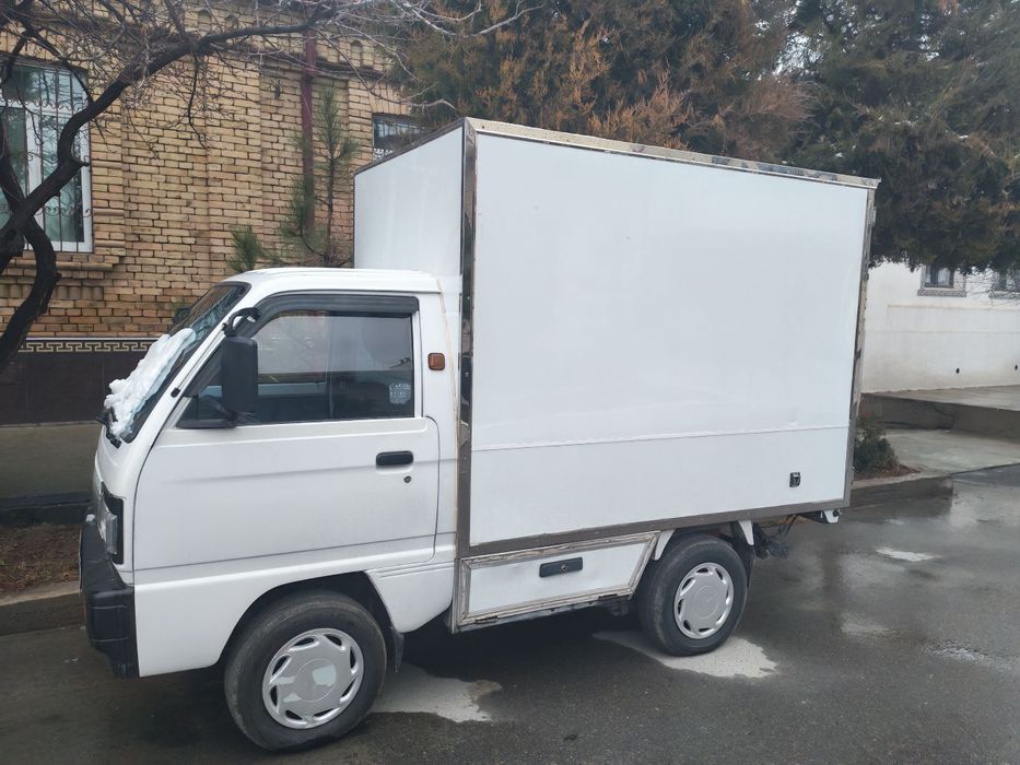 Labo sotiladi rabochi